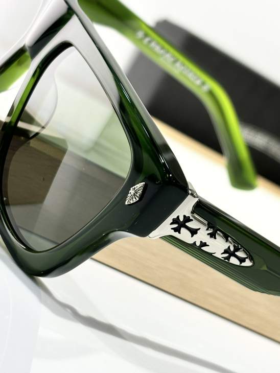 Picture of Chrome Hearts Sunglasses _SKUfw66527573fw